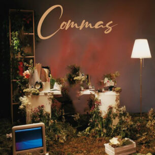 Commas Ayra Starr