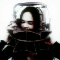 HEADSPLIT Maggie Lindemann